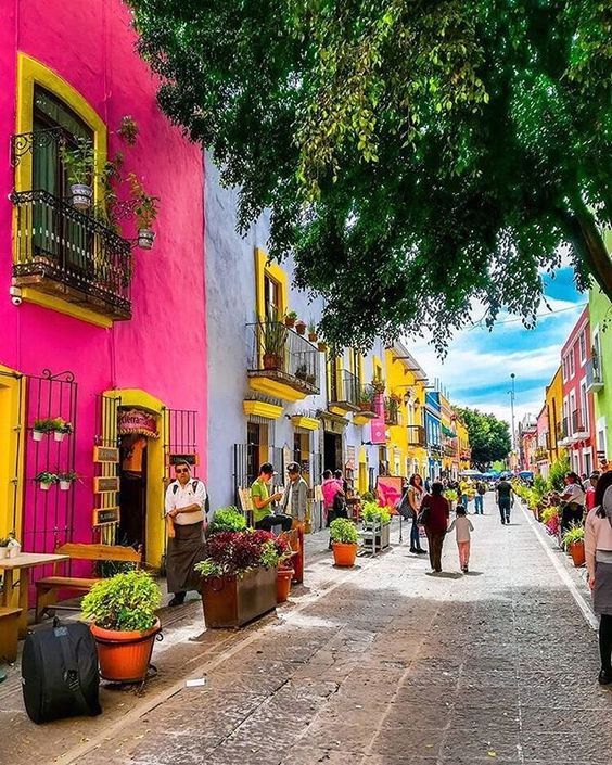 Los Mejores Recorridos a Pie por Puebla: Descubre sus Encantos a Pie